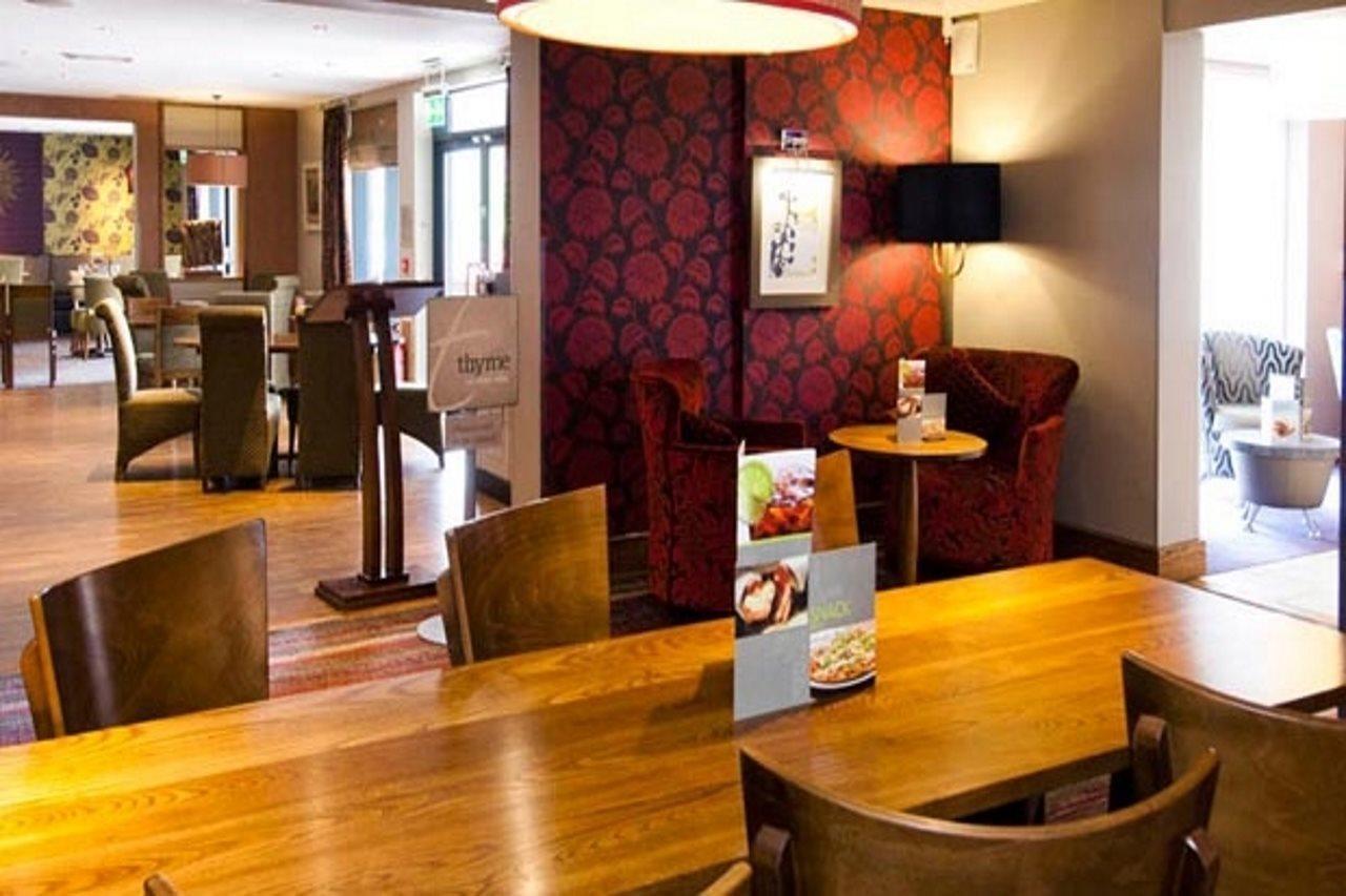 Premier Inn Bristol Cribbs Causeway Filton Exterior foto